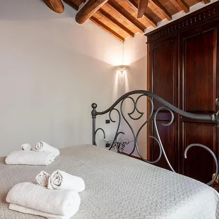 Casa vacanze Il Cipresso, Casa Martina, *